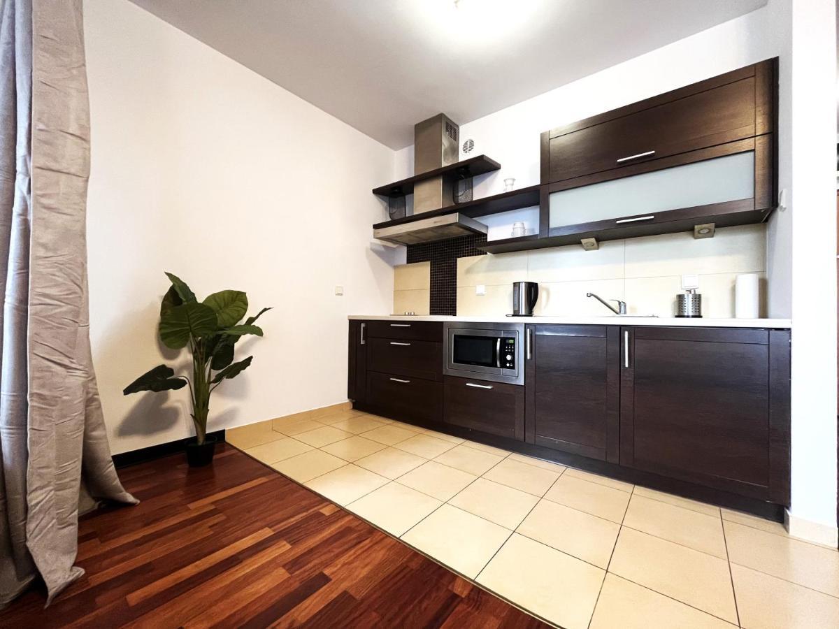 ורוצלב Jagielly Apartment ~ Self Check-In 24H ~ Parking & Lift מראה חיצוני תמונה